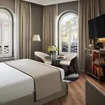 Hotell Nh Collection Ponthieu Champs-elysees 4*