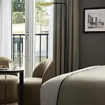 Nh Collection Ponthieu Champs-elysees 4*