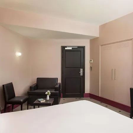 Beauchamps Hotel 4*