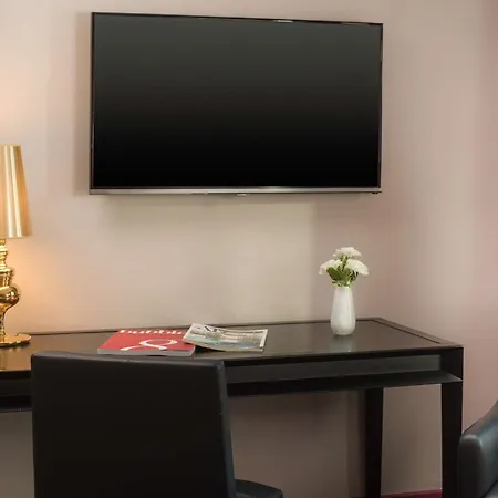Hotel Beauchamps 4*