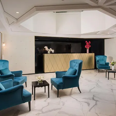 Beauchamps Hotel