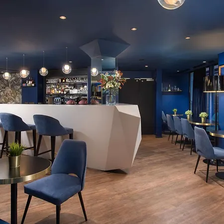 Hotel Beauchamps Paris