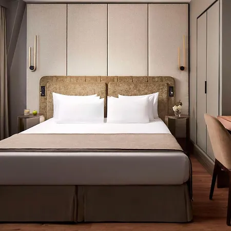 Hotel Nh Champs-elysees