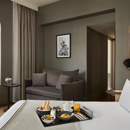Beauchamps Hotel