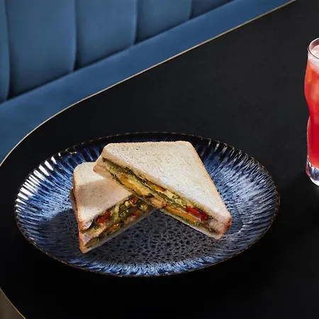 Nh Collection Ponthieu Champs-elysees Hotel Paris