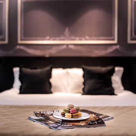 Nh Collection Ponthieu Champs-elysees Hotel