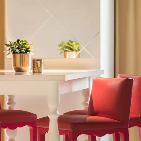 Nh Collection Ponthieu Champs-elysees 4* Paris