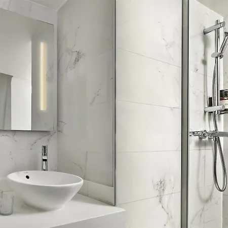 Nh Collection Ponthieu Champs-elysees 4* Paris