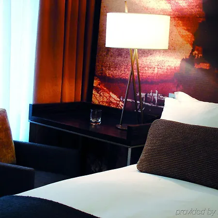 Nh Collection Ponthieu Champs-elysees Hotel Paříž