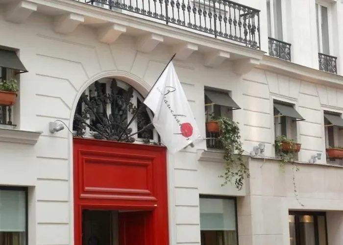 Nh Collection Ponthieu Champs-elysees Otel