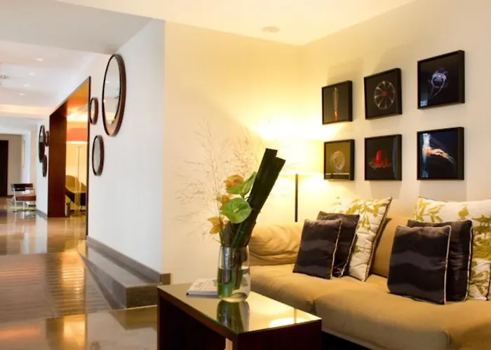 Nh Collection Ponthieu Champs-elysees Otel Paris