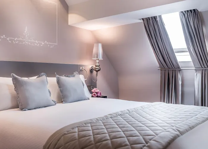 Nh Collection Ponthieu Champs-elysees