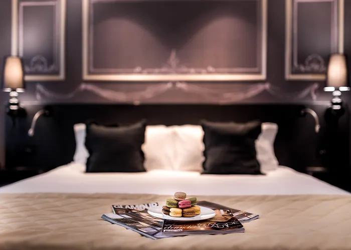 Nh Collection Ponthieu Champs-elysees Otel