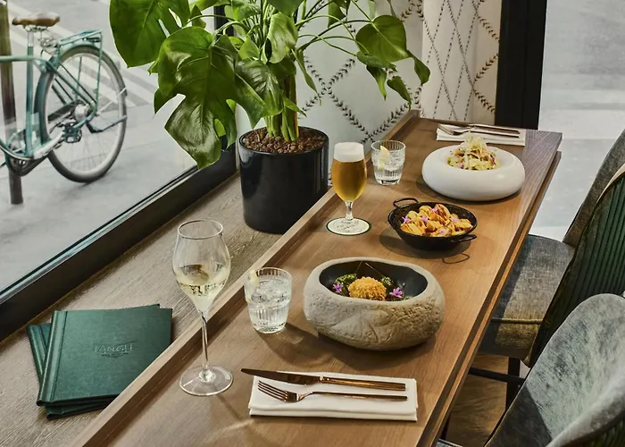 Nh Collection Ponthieu Champs-elysees 4*