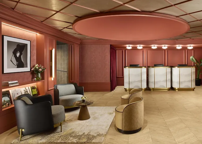 Nh Collection Ponthieu Champs-elysees Otel 4*