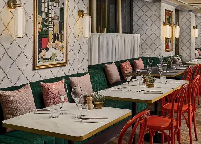 Hotel Nh Collection Ponthieu Champs-elysees 4*