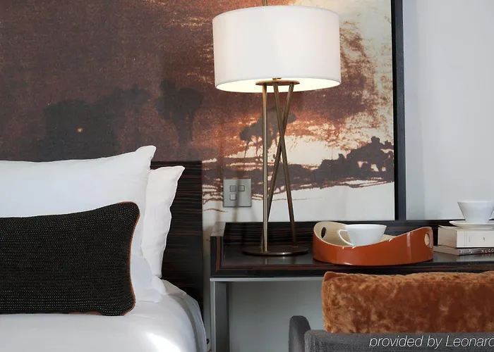 Nh Collection Ponthieu Champs-elysees Otel 4*