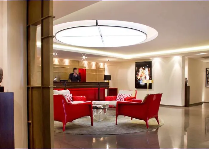 Otel Nh Collection Ponthieu Champs-elysees 4*