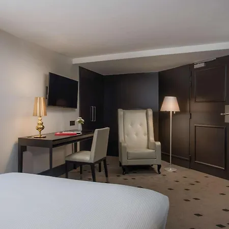 Nh Collection Ponthieu Champs-elysees 4* Parijs