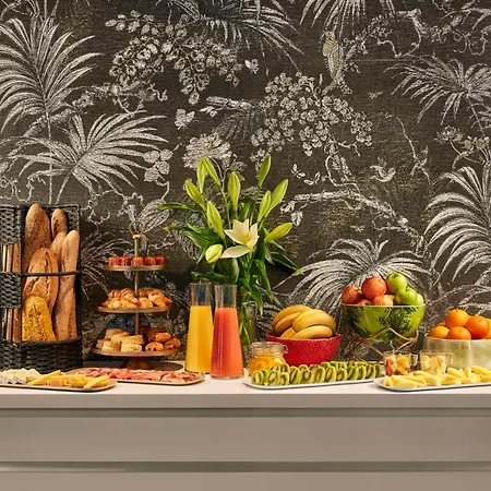 Nh Collection Ponthieu Champs-elysees 4* Parijs