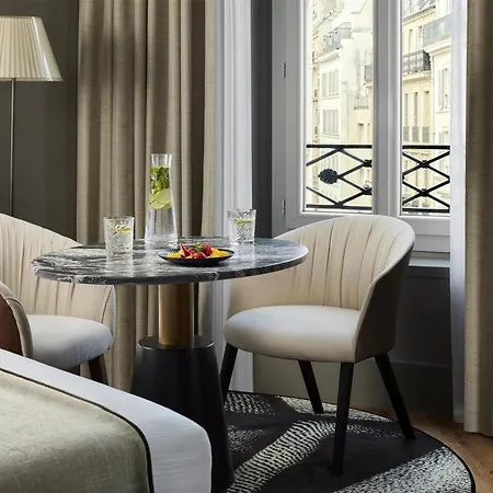 Beauchamps Hotel Paris