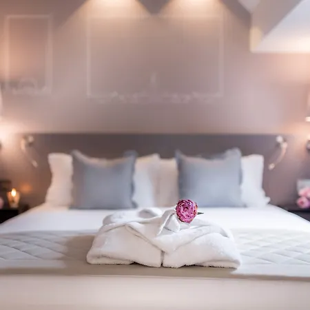 Beauchamps Hotel Paris