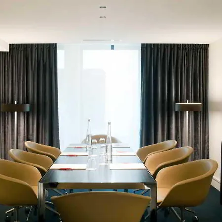 Nh Collection Ponthieu Champs-elysees Hotell