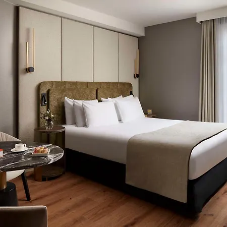 Hotel Beauchamps 4*