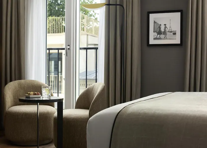 Nh Collection Ponthieu Champs-elysees 4*
